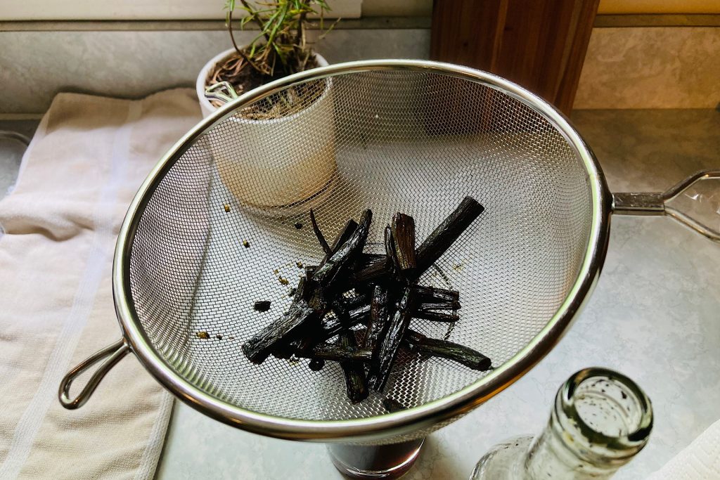 vanilla beans in strainer