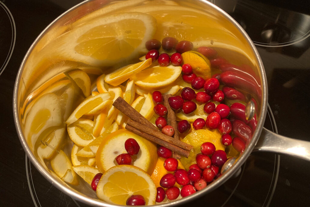 Orange Cranberry Cinnamon Simmer in Saucepan