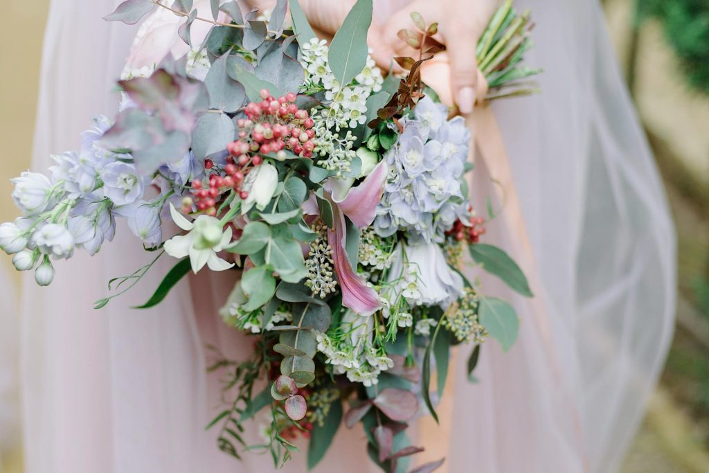 Minimal Wedding Bouquet