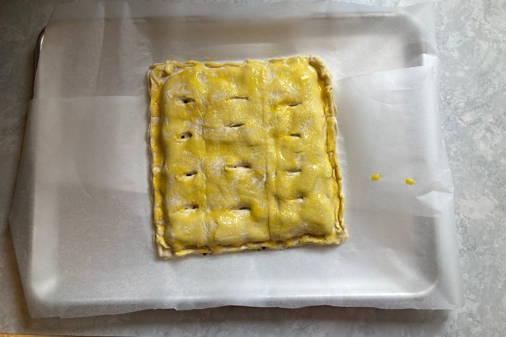 egg wash on puff pastry