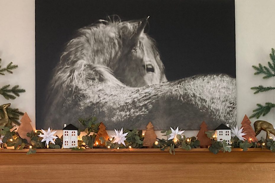 DIY White Cardstock Holiday Stars on Mantle