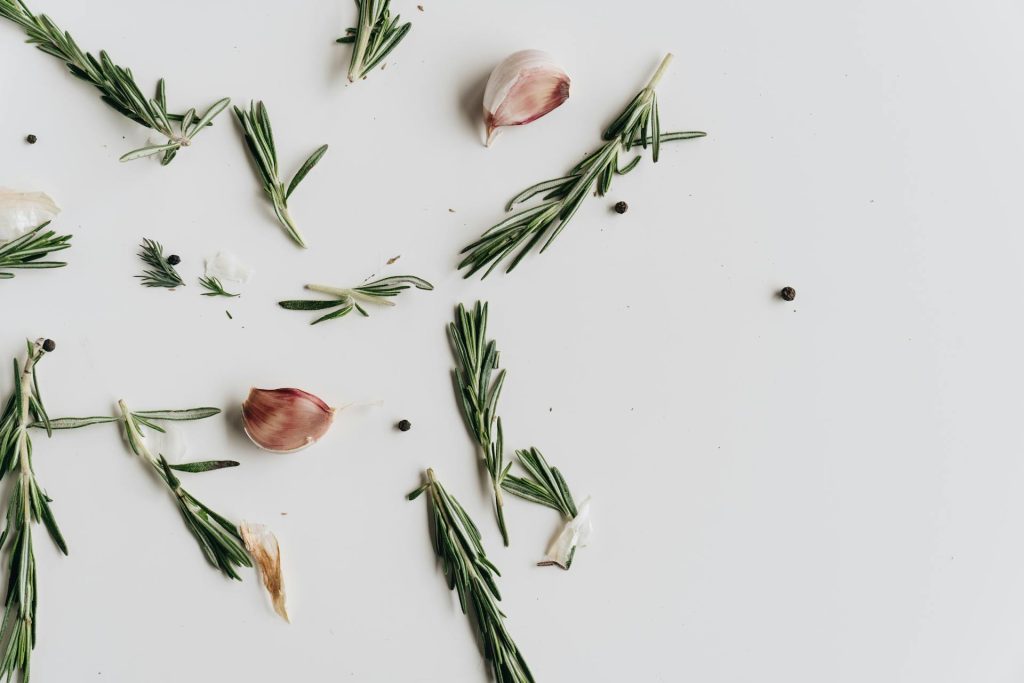 garlic and thyme for citrus dressing