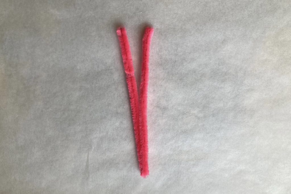 pink pipe cleaner for DIY Valentine's Day crystal hear